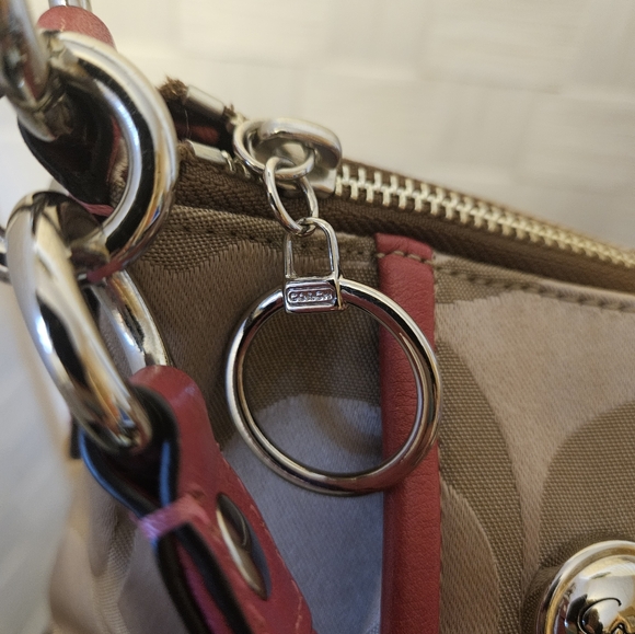 Coach poppy signature sateen groovy crossbody/handbag with dust bag - Picture 4 of 9